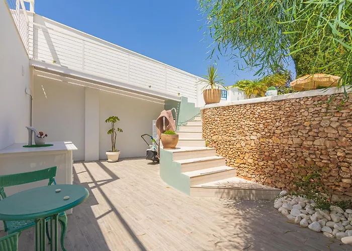 Con Piscina Privada En Calle Carabeo * Nerja