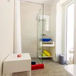 Con Piscina Privada En Calle Carabeo Nerja